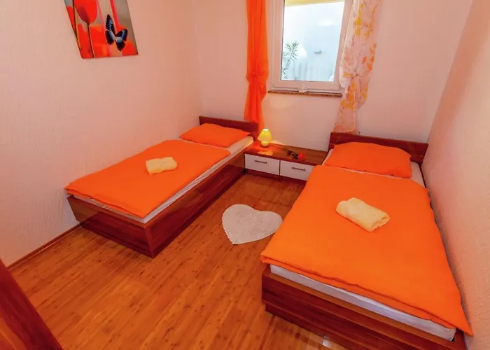 In Croatia Near The Sea Apartman *