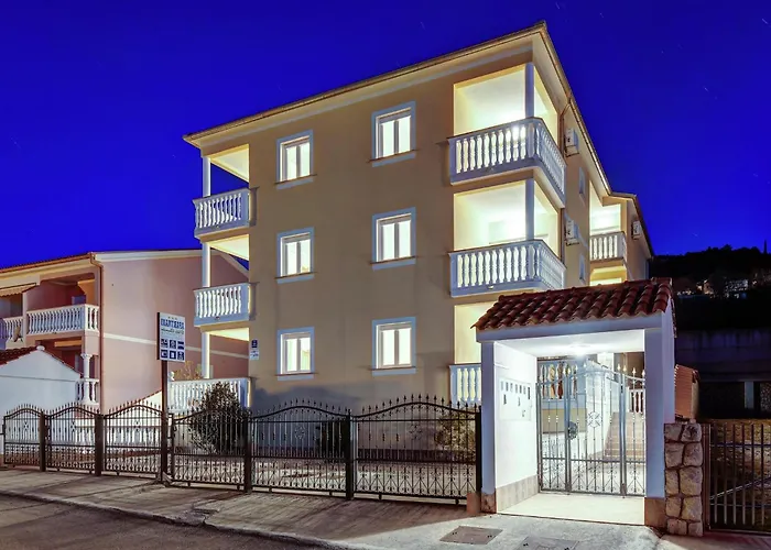 Apartman In Croatia Near The Sea